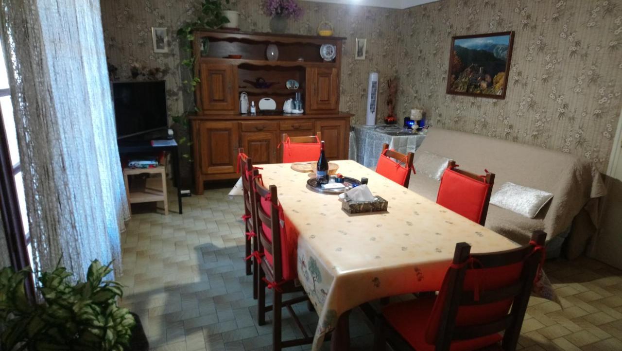 Appartement 48 M2 Avec Jardin Au Rdc Dans Villa A 5 Min A Pied Des Thermes De Vernet-Les-Bains, Location De Samedi A Samedi Екстериор снимка